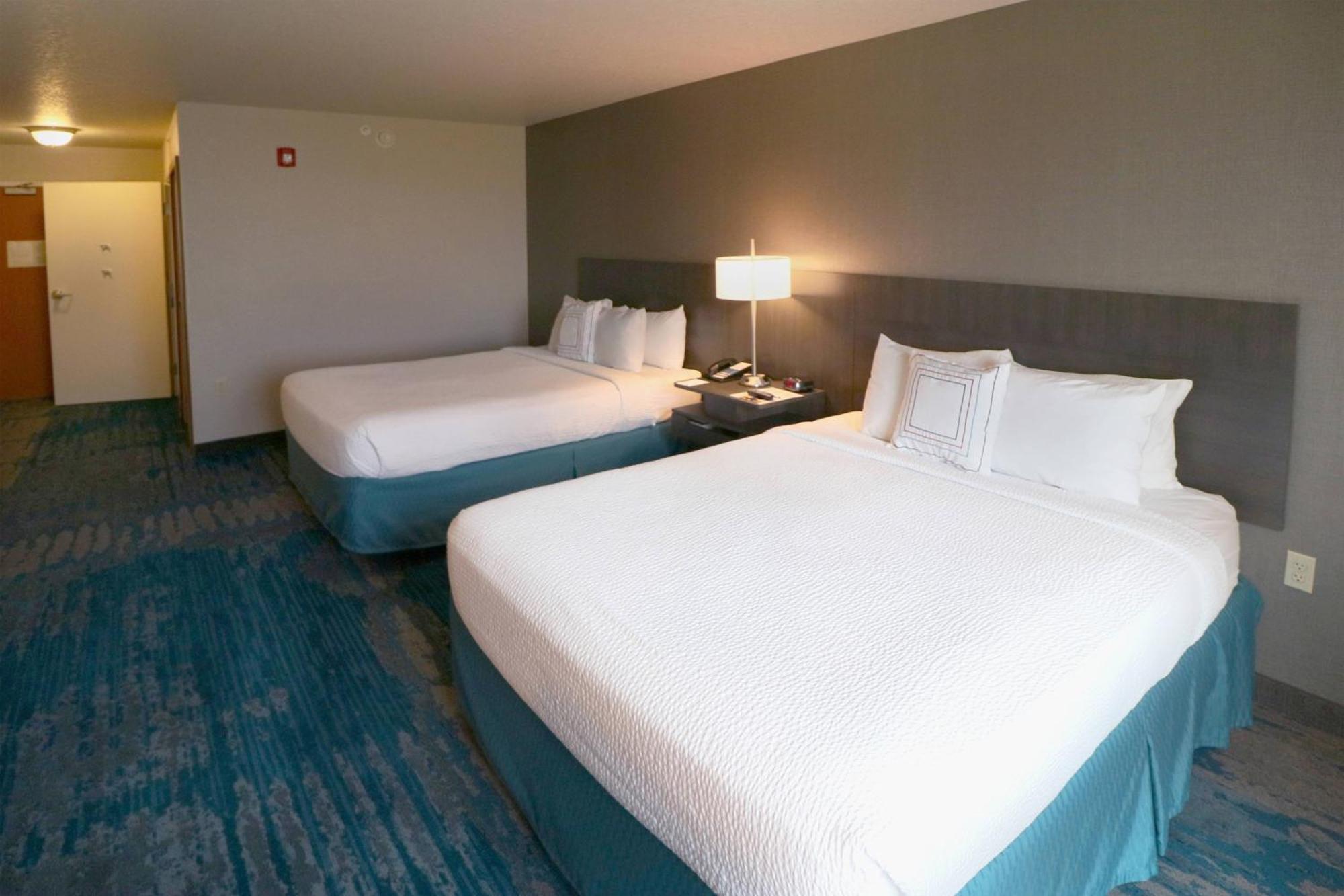 Fairfield Inn & Suites Des Moines Airport Exterior photo