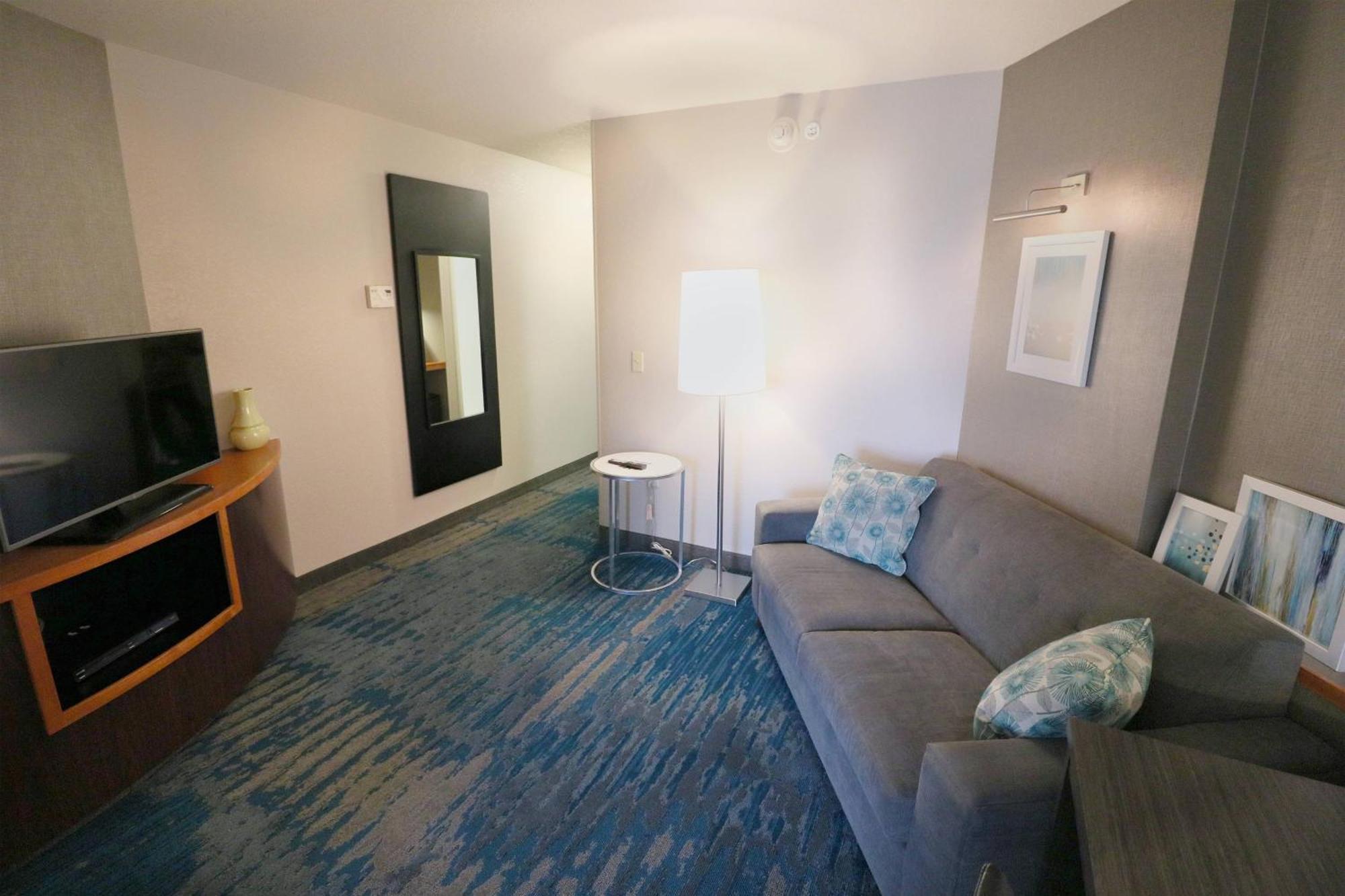 Fairfield Inn & Suites Des Moines Airport Exterior photo